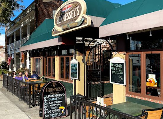 california/san-diego/la-jolla/bar/hennessey-s-tavern