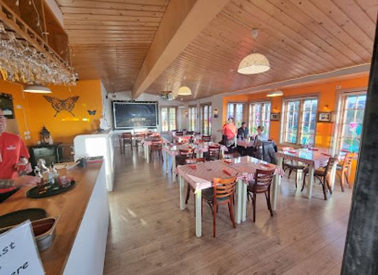 iceland/borgarnes/bar/la-colina-pizzeria