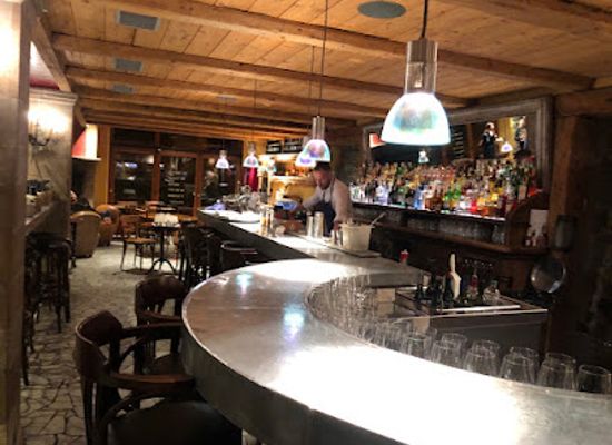 switzerland/geneva/carouge/bar/qu-importe