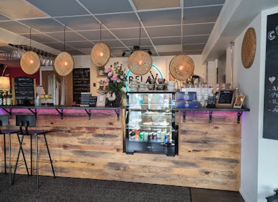 sweden/kosterhavet-national-park/bar/relax-bar-bistro