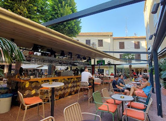 croatia/zadar/bar/caffe-bar-kult