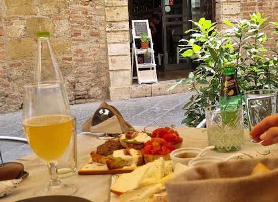italy/montepulciano/bar/opificio-16-enoteca-wine-bar