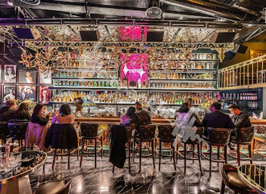 vietnam/hanoi/ba-dinh-district/bar/track-42-bar