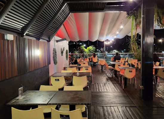 chile/metropolitan-region-of-santiago/bar/roof-tapas-cocteles