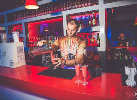 argentina/puerto-madryn/bar/disco-bar-la-frontera