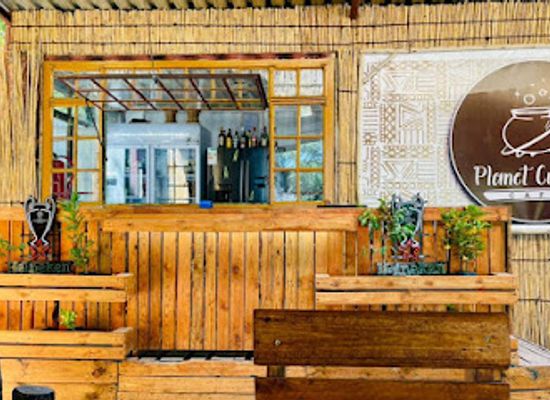 botswana/okavango-delta/bar/planet-culture-cafe