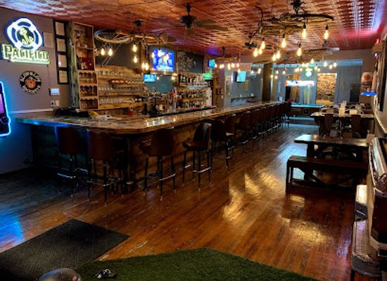 kentucky/mammoth-cave-national-park/bar/the-dive