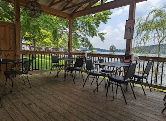 alabama/cheaha-mountain/bar/the-back-porch