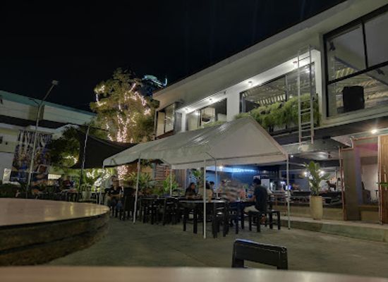 philippines/cebu-city/downtown-cebu-city/bar/draft-punk-craft-cafe
