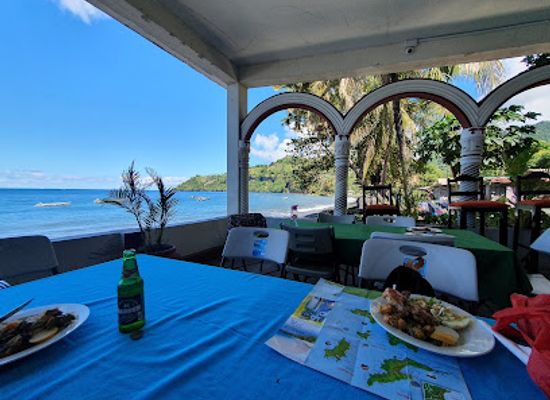 saint-vincent-and-the-grenadines/chateaubelair/bar/beach-front-restaurant-bar