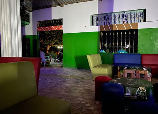 benin/ouidah/bar/negoce-club