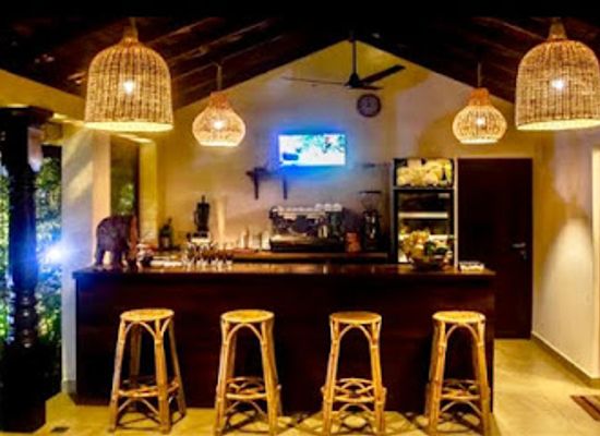 sri-lanka/dry-zone/bar/dream-garden-restaurant-bar