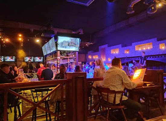 kazakhstan/almaty-mountains/bar/yard-house-pub