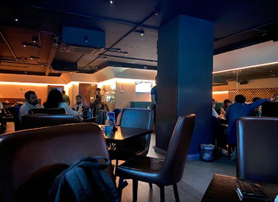 bangladesh/dhaka/gulshan/bar/loki-restaurant-bar