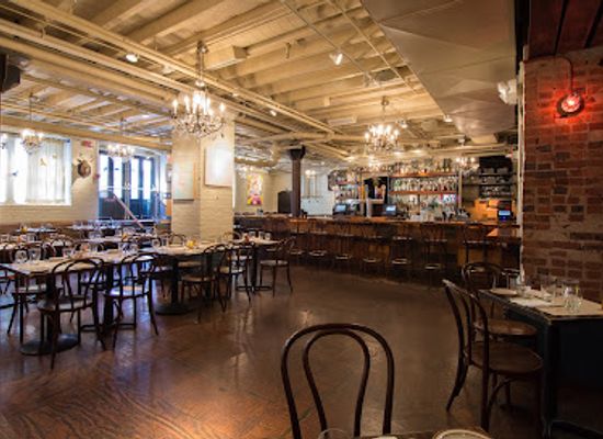 massachusetts/boston/bar/beehive-restaurant