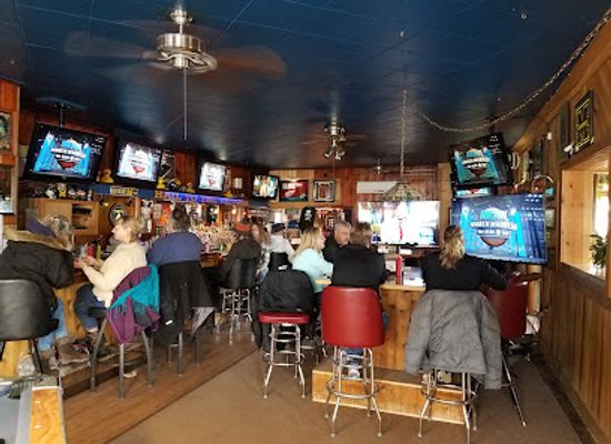 michigan/upper-peninsula/bar/barge-inn