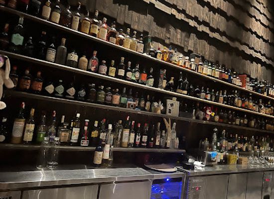 vietnam/dalat/langbiang-mountain/bar/gemination-eatery-bar