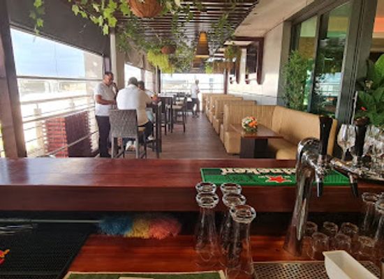 mauritius/agalega/bar/hy-ebene-epicurean-cuisine-sky-pub