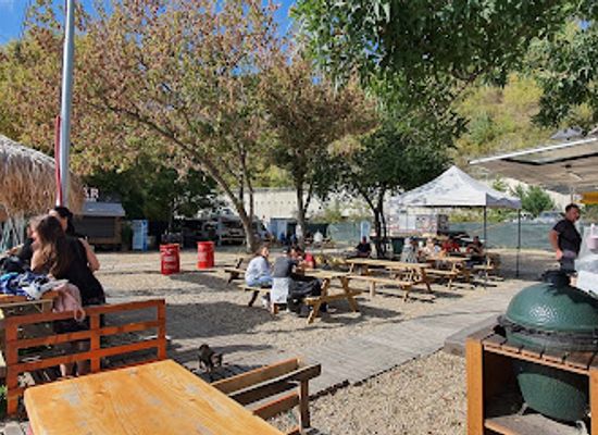 bulgaria/varna/briz/bar/karvu-food-drink-truck
