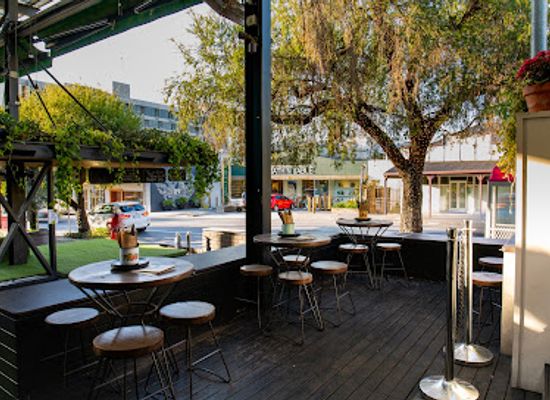 australia/brisbane/fortitude-valley/bar/at-sixes-and-sevens