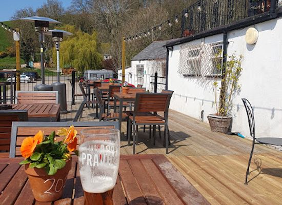 united-kingdom/clwyd/bar/the-blue-lion-inn-cwm