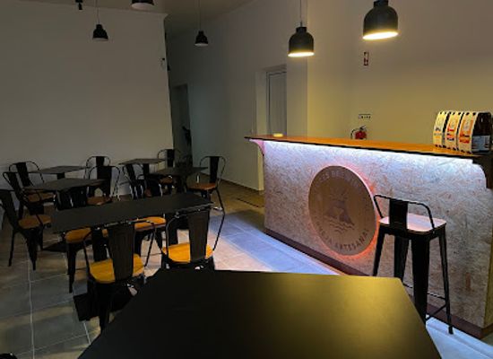 portugal/azores/bar/azores-brewing-company-azorean-craft-beer