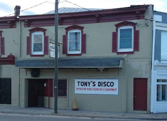 virginia/petersburg/bar/tony-s-disco