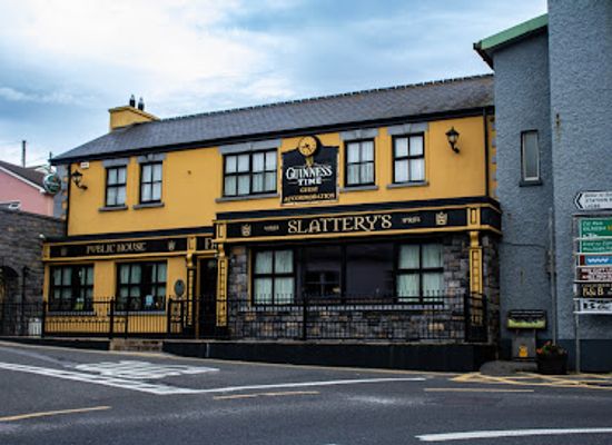 ireland/cliffs-of-moher/bar/slatterys-bar