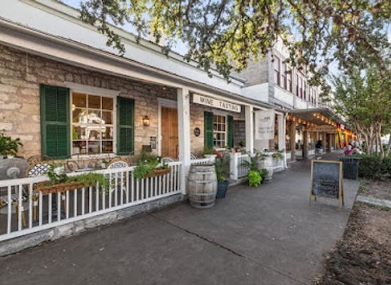 texas/hill-country/bar/cuvee-wine-piano-bar