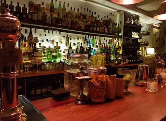 spain/catalonia/bar/dux-gin-cocktail-bar-barcelona