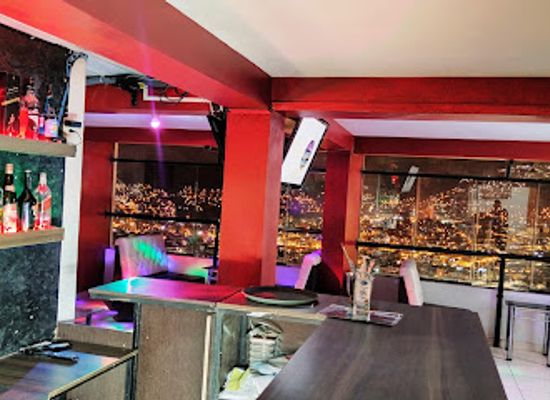 peru/cusco-region/bar/best-view-restobar-karaoke