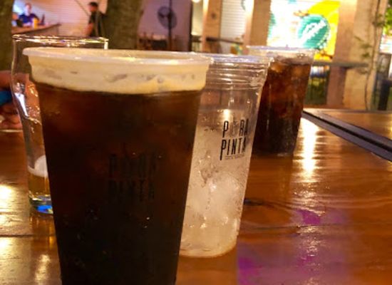 paraguay/ypacarai-lake/bar/purapinta-jardin-cervecero-san-bernardino