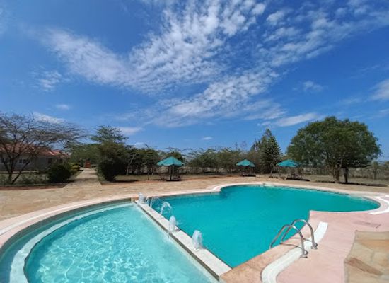 kenya/loita-plains/bar/loita-hotel-talek