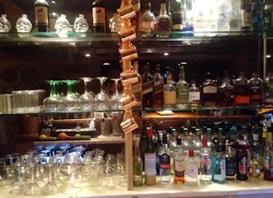 chile/central-valley/bar/hiddenbar-cl