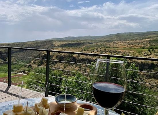 armenia/aragatsotn/bar/zipwine-byurakan