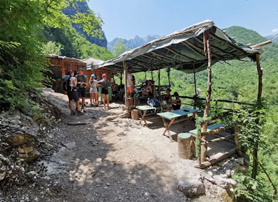 albania/boga-alpine-resort/bar/blue-eye-bar