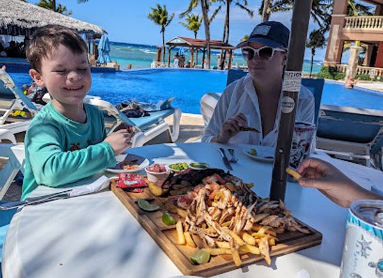 honduras/bay-islands/bar/la-palapa-beach-bar