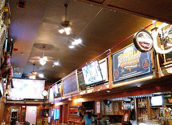 iowa/western-iowa/bar/bricks-bar-grill