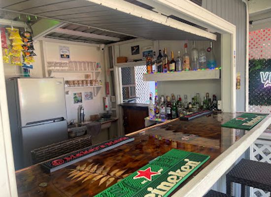 british-virgin-islands/virgin-gorda-peak/bar/d-s-roc-bar