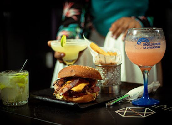 chile/norte-chico/bar/hollywood-experience-vina