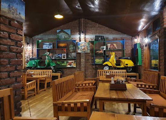 india/himalayan-mountains/bar/rendez-vous-bar-restaurant