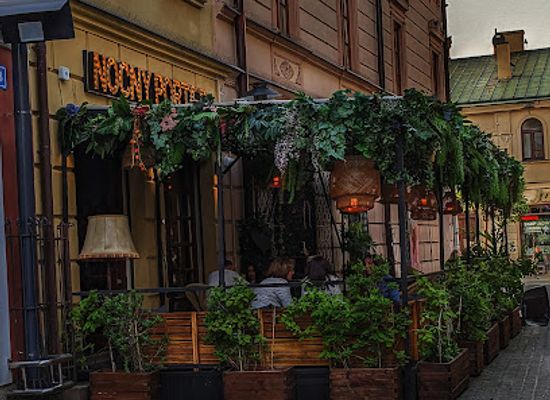poland/lublin/tatary/bar/nocny-portier-cocktail-bar