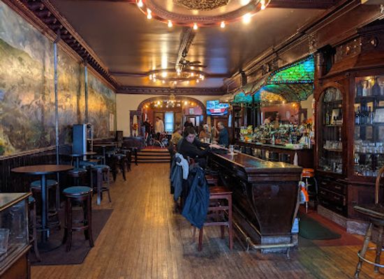michigan/upper-peninsula/bar/shute-s