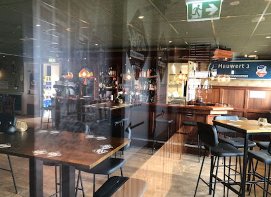 netherlands/west-friesland/bar/cafe-de-werf