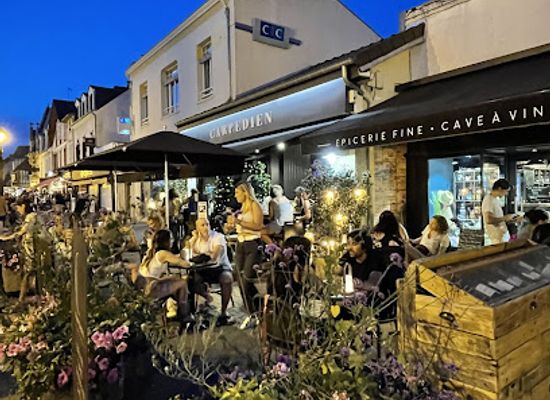 france/normandy-coast/bar/carpedien-cabourg