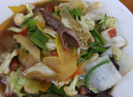 myanmar-burma/hsipaw/bar/mister-food