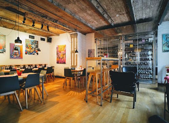 latvia/kurzeme/bar/wine-studio