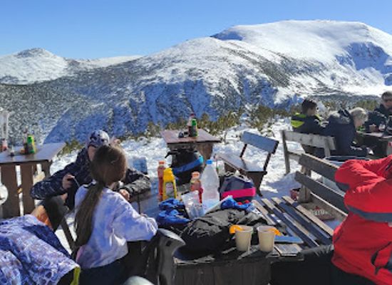 bulgaria/malyovitsa/bar/taste-the-filing