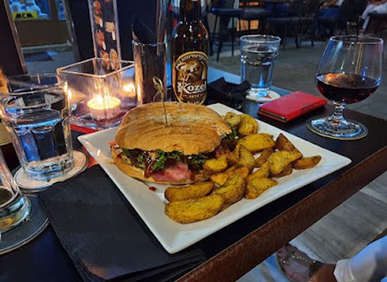 greece/lamia/bar/black-velvet-bar