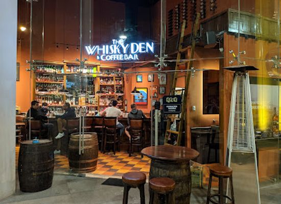 guatemala/guatemala-city/zona-4/bar/whisky-den-coffee-bar